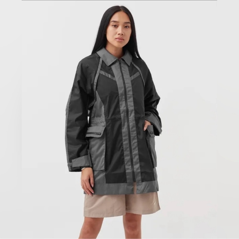 Jordan Women's Black and Gray Utility Jacket